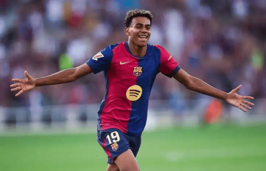 日媒：日本国门铃木彩艳预计13日在日本接受手指骨折手术