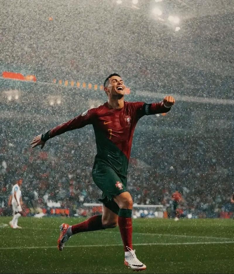 五大联赛唯一中资球队神仙难救 狼队15轮2分 魔鬼赛程战枪蜂军魔