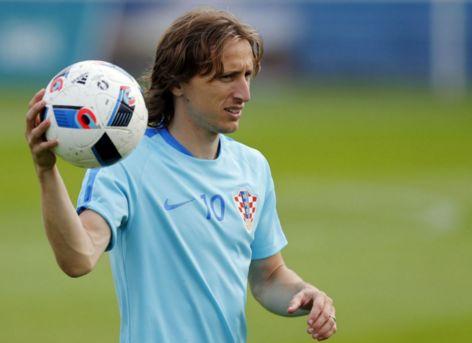 意天空：劳塔罗已返回米兰，即将归队参加训练备战米兰德比