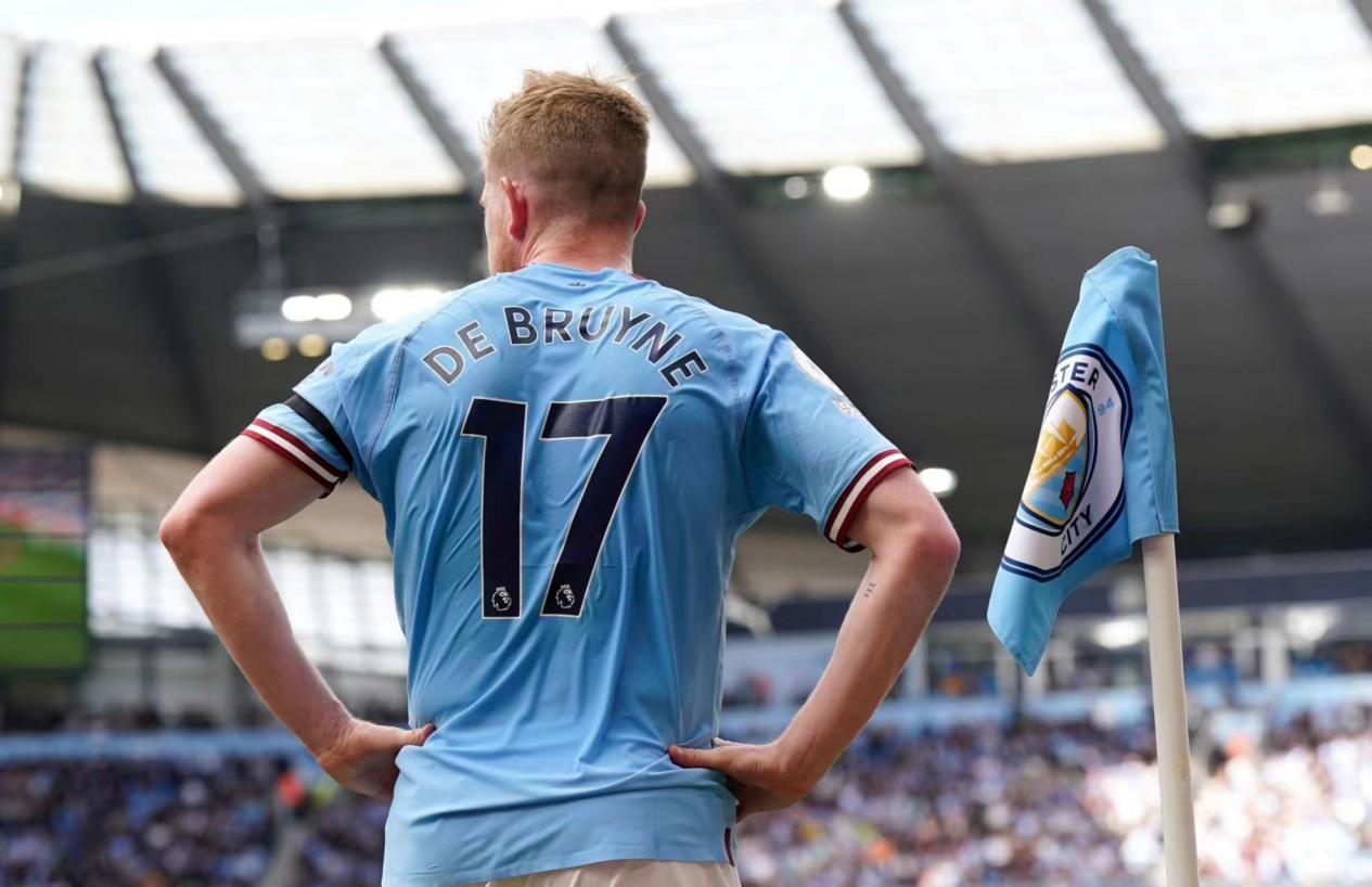 拉波尔塔承诺与弗里克续约：他的地位已稳固，会见证球场完工